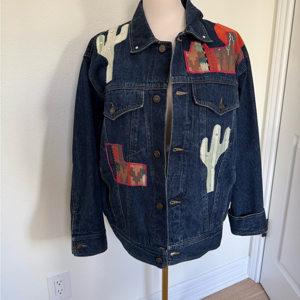 Vintage oversized Western Denim Jacket with Cactus and Southwestern Patches sZ M - Picture 14 of 14